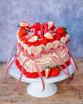 Erdbeer Buttercreme Geburtstagstorte