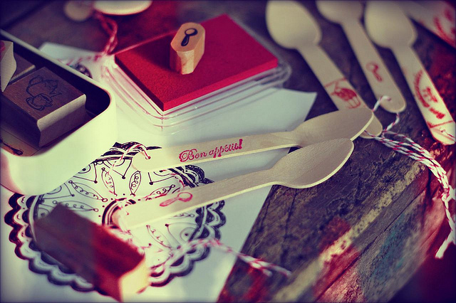 Mehr über den Artikel erfahren Cute Wooden Spoon Stamping
