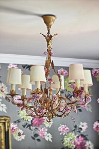 Mehr über den Artikel erfahren Vintage Chandelier