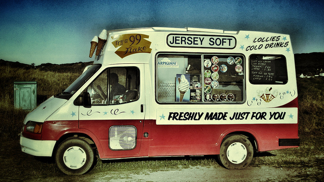Mehr über den Artikel erfahren Jersey Soft Ice Cream Van