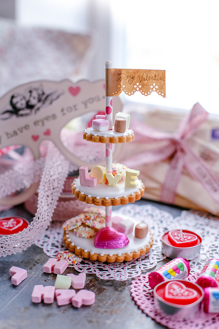 Mehr über den Artikel erfahren Valentine´s Day Miniature Cookie Etageres