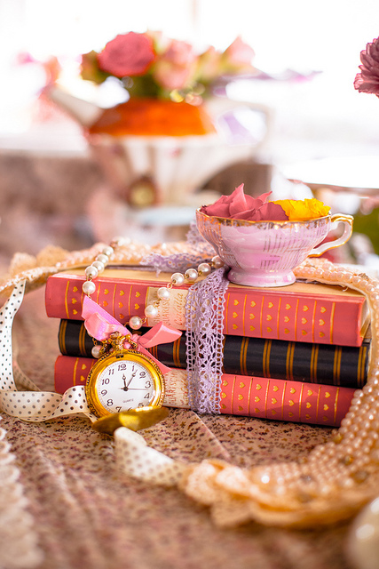 Mehr über den Artikel erfahren English Afternoon Tea Table Decoration