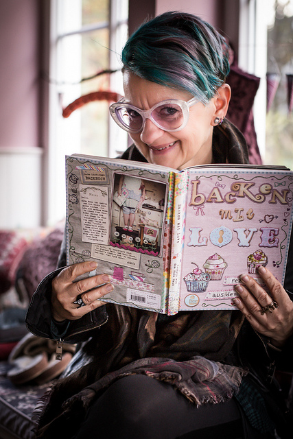 Mehr über den Artikel erfahren My Book and Me