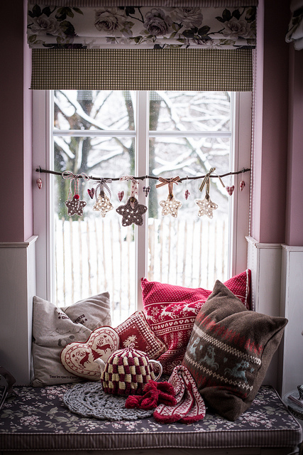 Mehr über den Artikel erfahren Christmas Window Decoration
