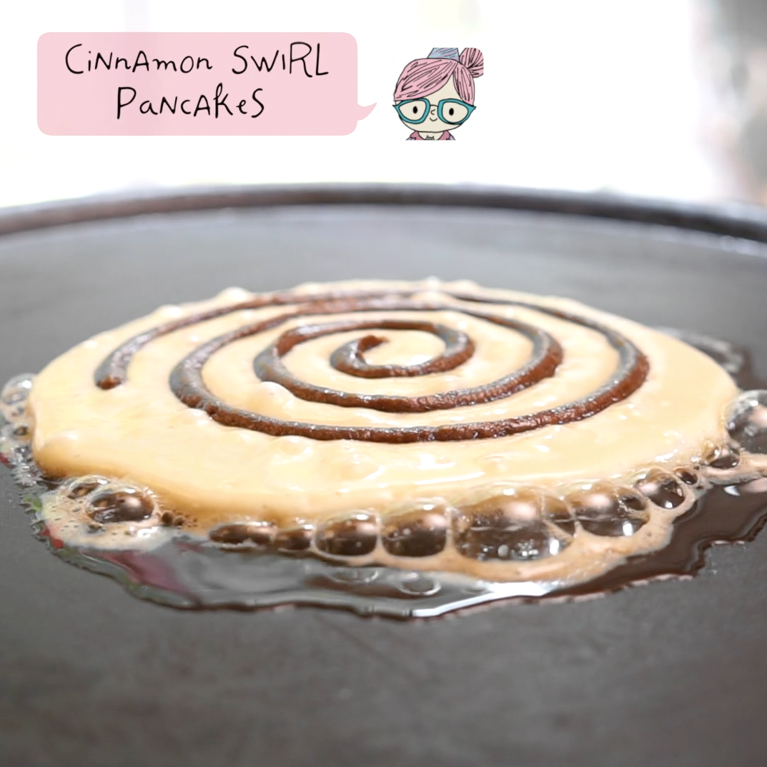 Mehr über den Artikel erfahren Cinnamon Swirl Pancakes