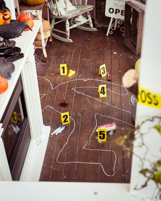 Mehr über den Artikel erfahren Halloween Crime Scene