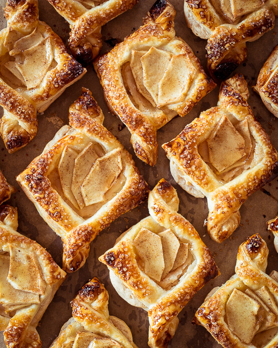 Mehr über den Artikel erfahren Apfeltaschen aus Blätterteig