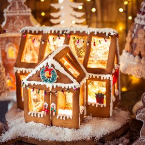 Mehr über den Artikel erfahren Lebkuchenhaus / Gingerbread House