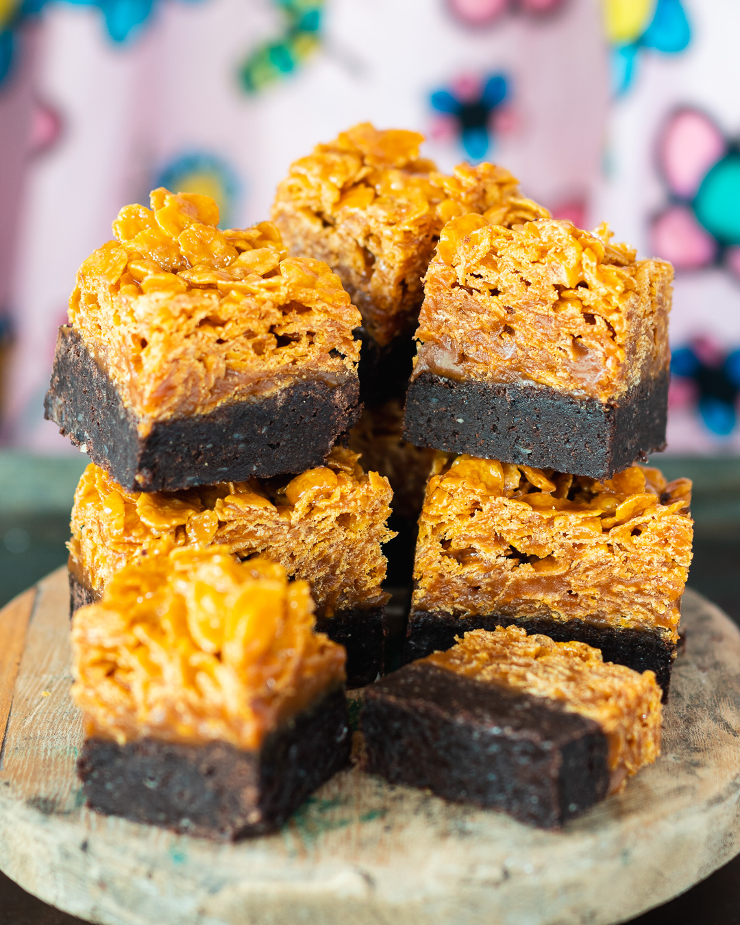 Mehr über den Artikel erfahren Cornflakes Brownies mit salzigem Karamell