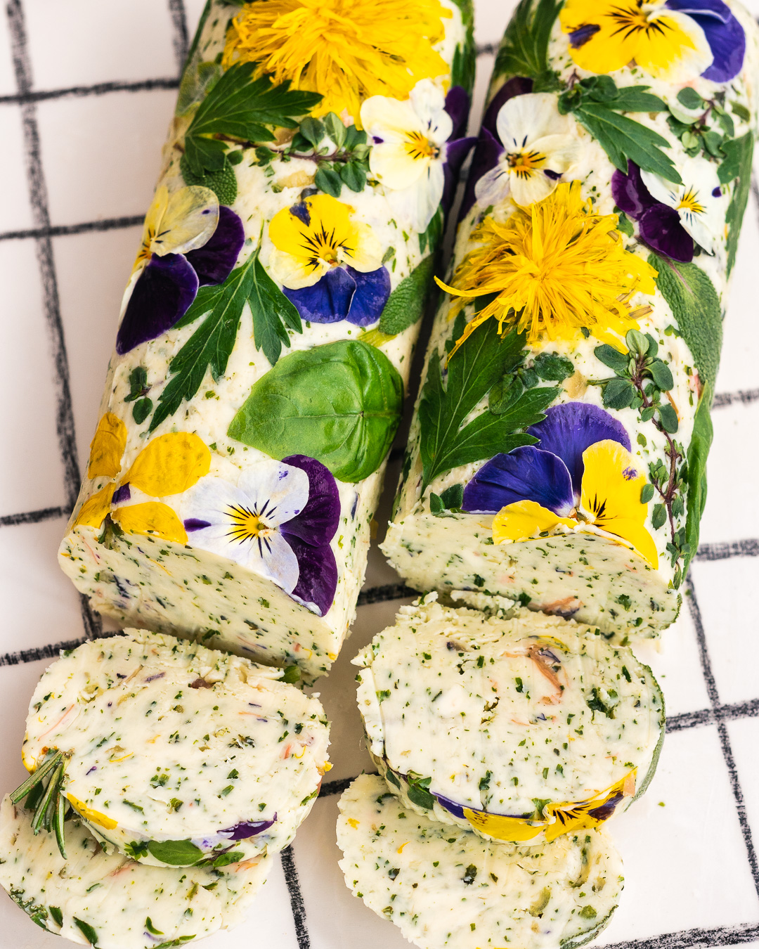 Mehr über den Artikel erfahren Kräuterbutter