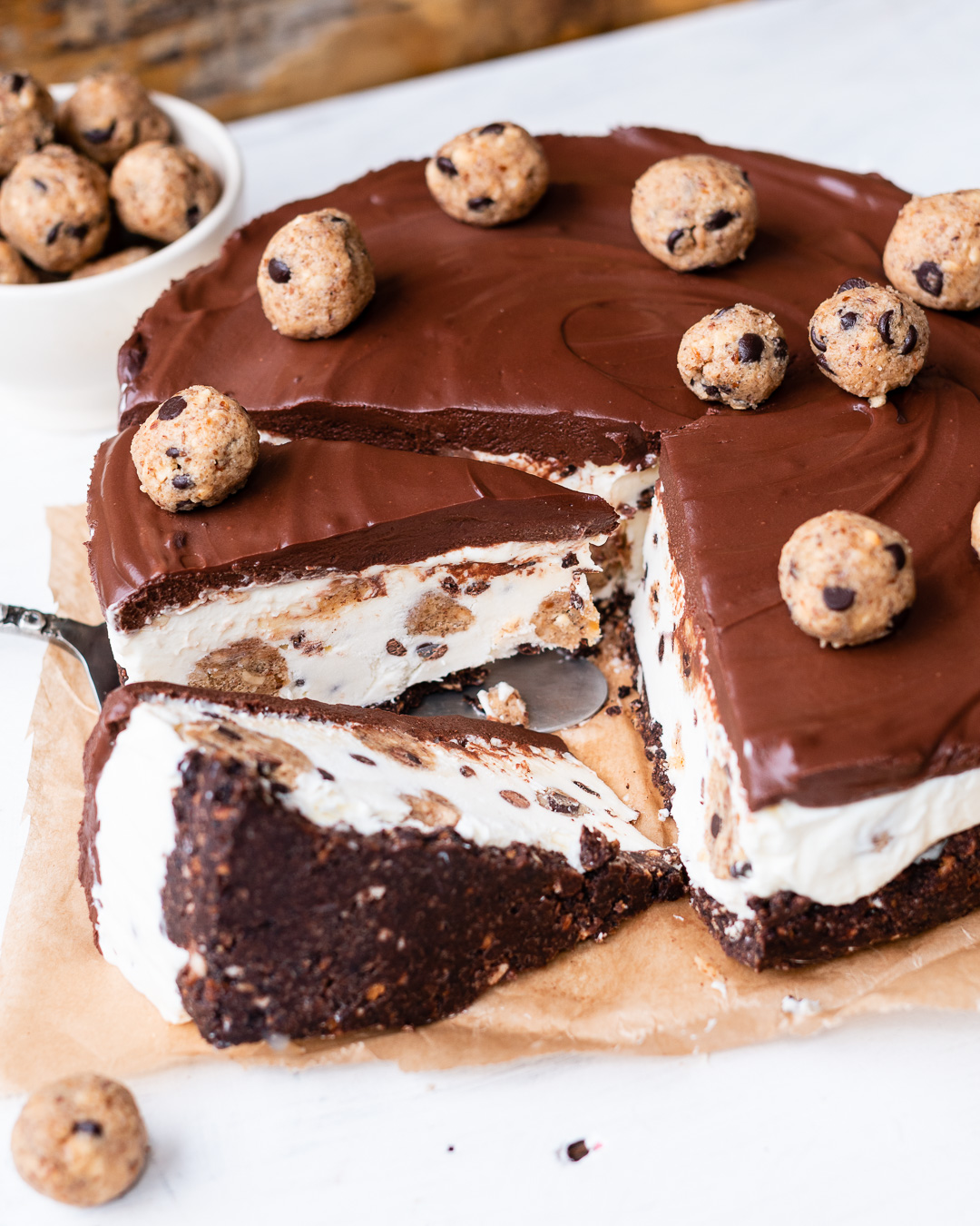 Mehr über den Artikel erfahren No-Bake Chocolate Chip Cheesecake