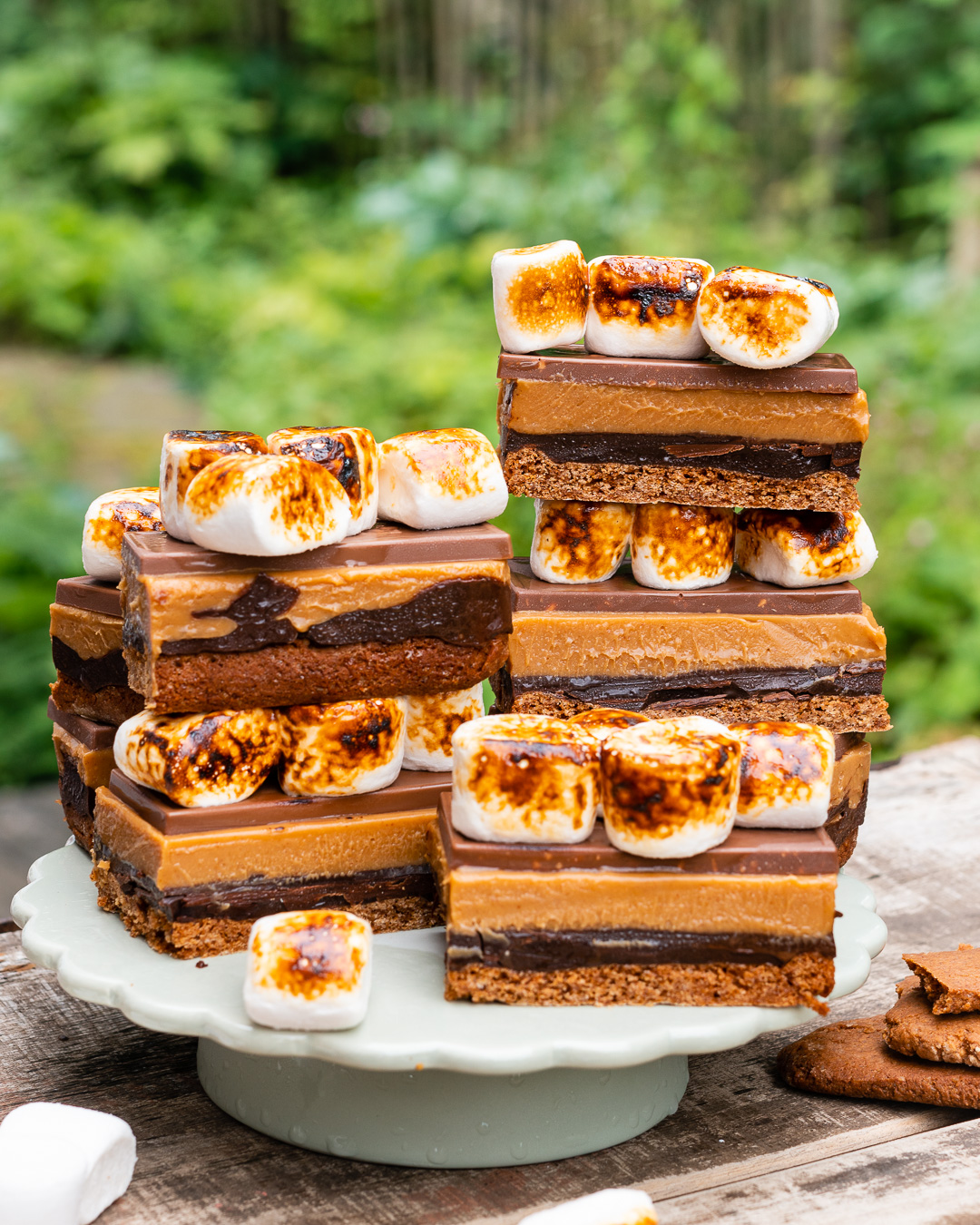 Mehr über den Artikel erfahren S`mores Schnitten