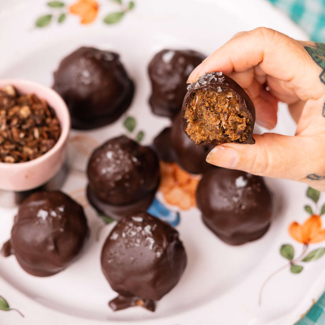 Mehr über den Artikel erfahren No Bake Granola Bälle