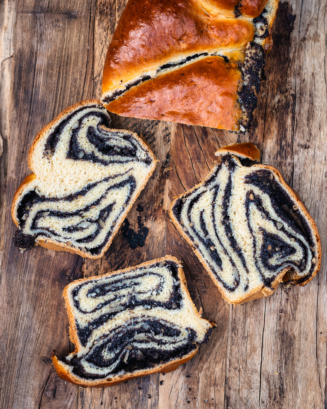 Mehr über den Artikel erfahren Frischer Mohnzopf