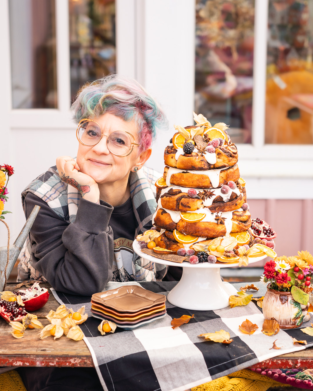 Mehr über den Artikel erfahren Zimtschneckenturm (Cinnamonroll Tower)