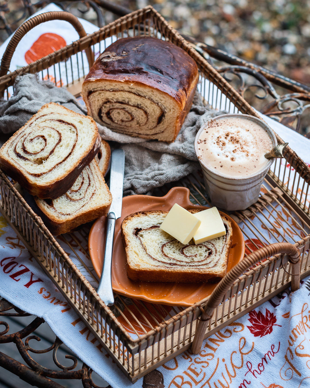 Mehr über den Artikel erfahren Zimtschneckenbrot
