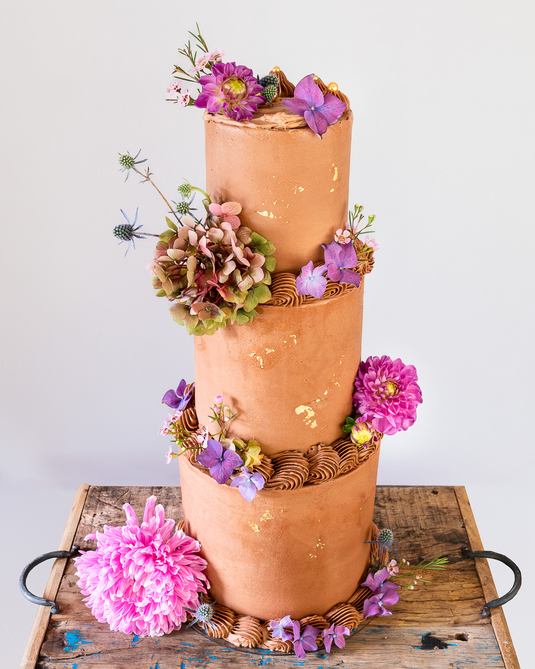 Mehr über den Artikel erfahren Hochzeitstorte Schoko mit Schokobuttercreme
