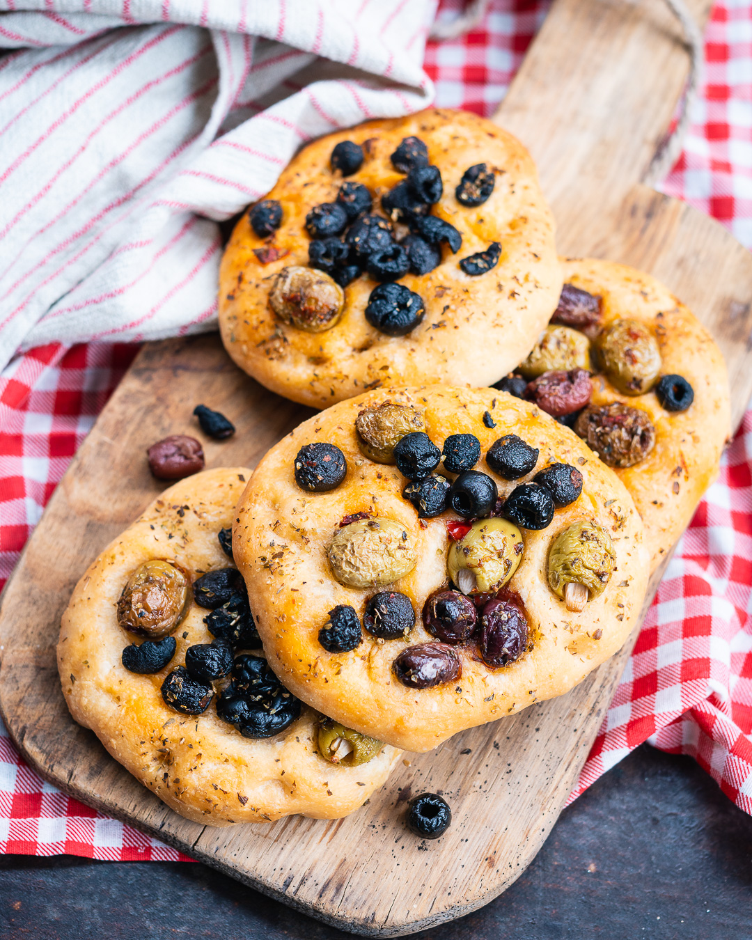 Mehr über den Artikel erfahren Mini Oliven Foccacia