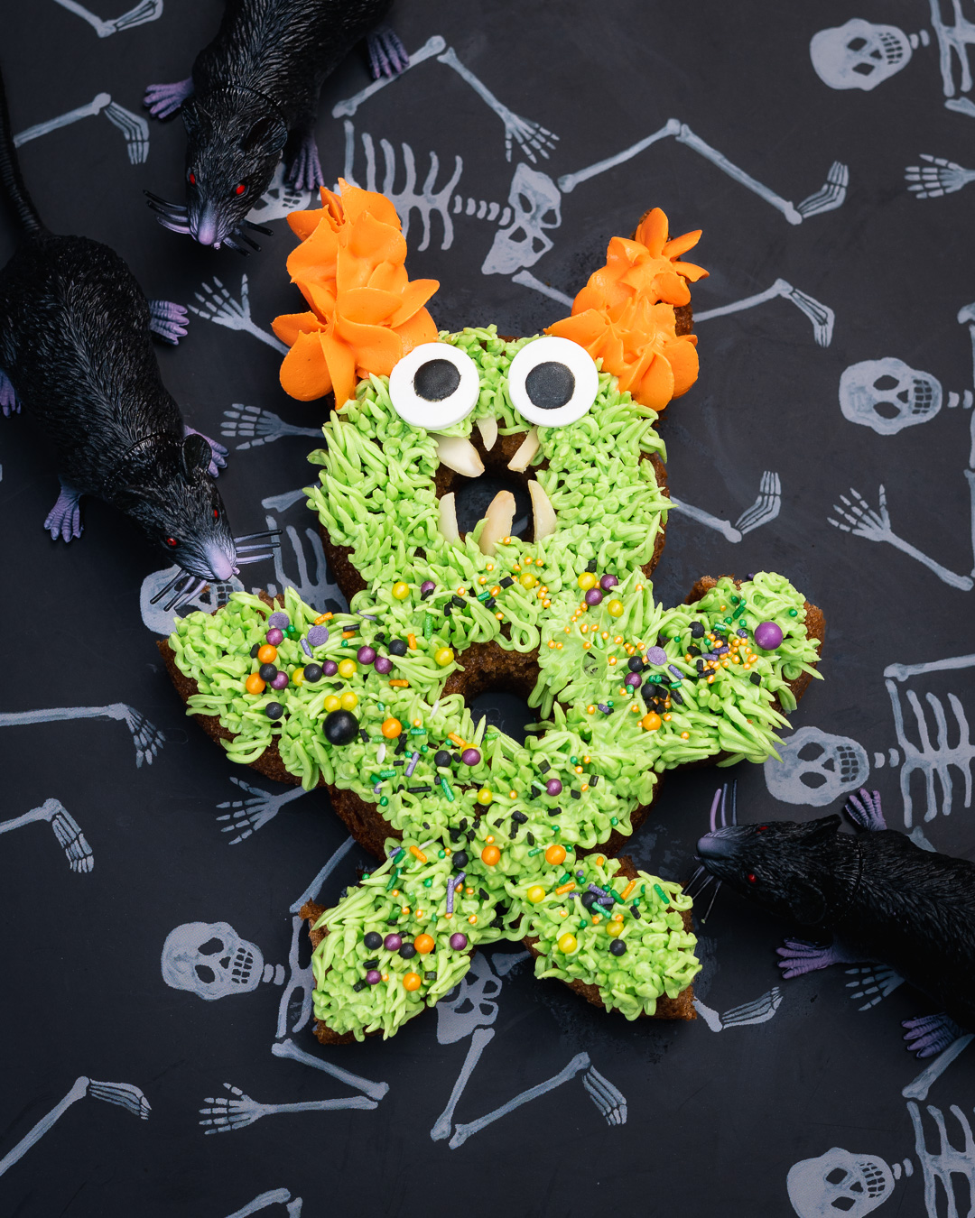 Mehr über den Artikel erfahren Halloween Donut Monster