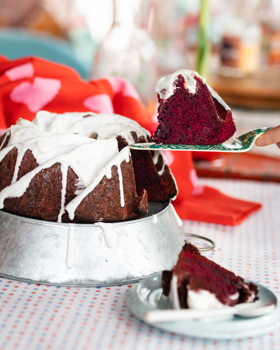 Mehr über den Artikel erfahren Red Velvet Cake als Rührkuchen