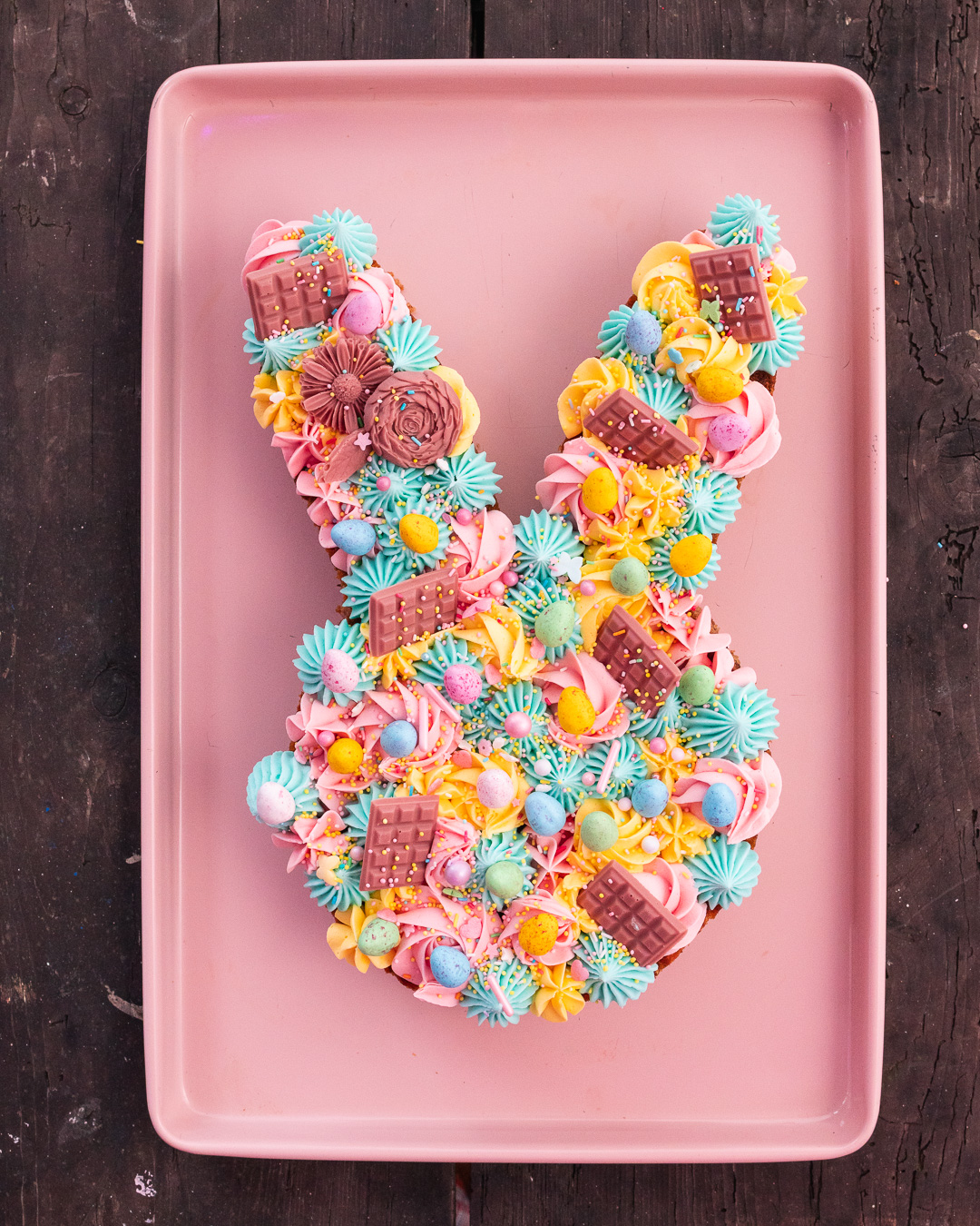 Mehr über den Artikel erfahren Oster Hase Buttercreme Torte