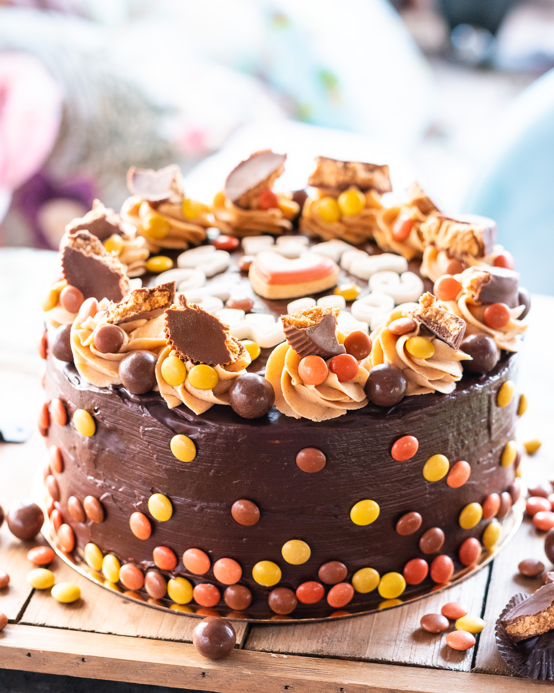 Mehr über den Artikel erfahren Schokokuchen mit Peanut Butter Creme