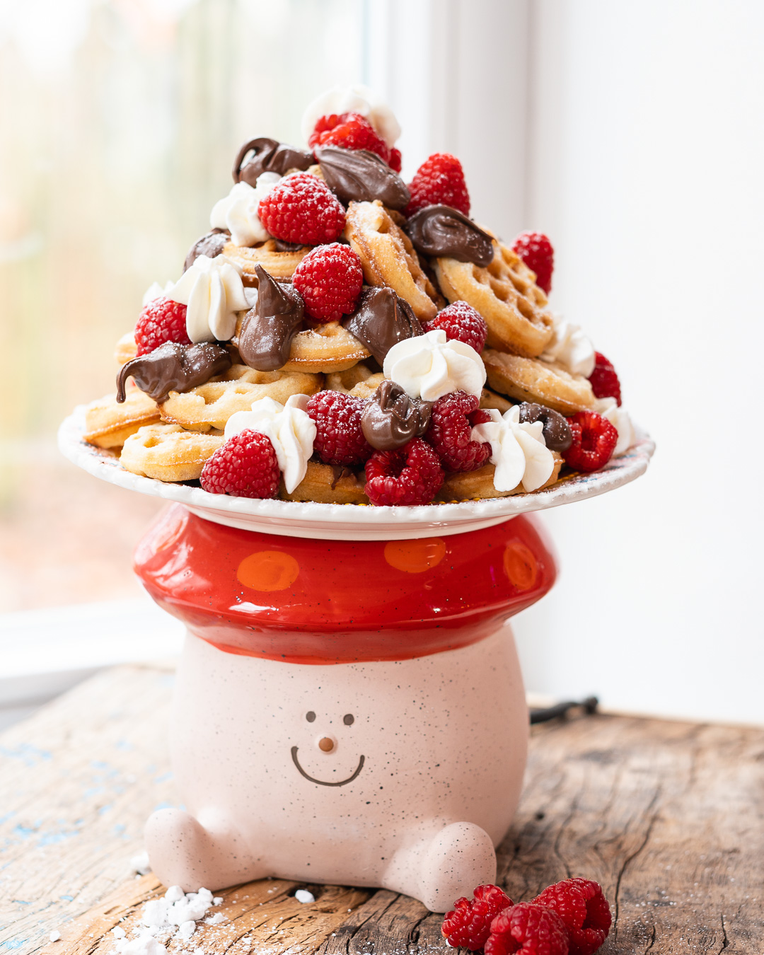 Mehr über den Artikel erfahren Waffelturm aus Mini Waffeln