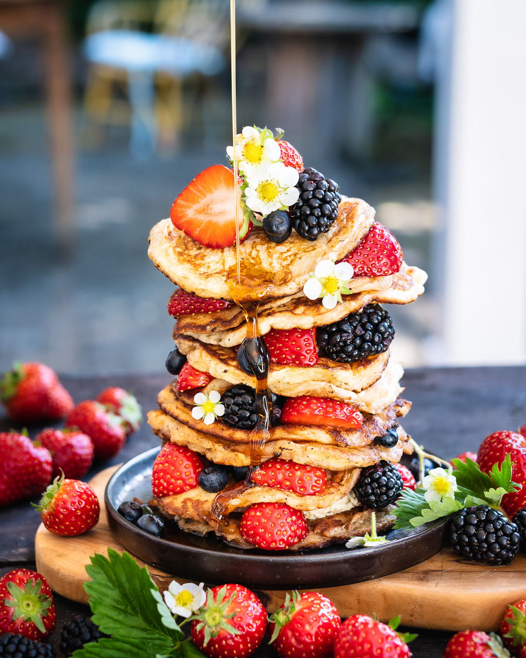 Mehr über den Artikel erfahren Ricotta-Lemon Pancake Turm