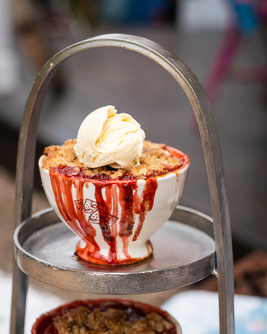 Mehr über den Artikel erfahren Rhabarber Erdbeer Crumble