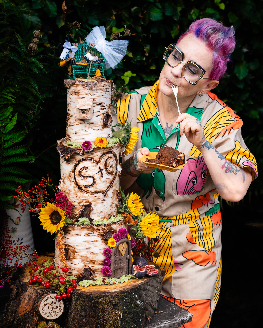 Mehr über den Artikel erfahren Hochzeitstorte im Birkenlook