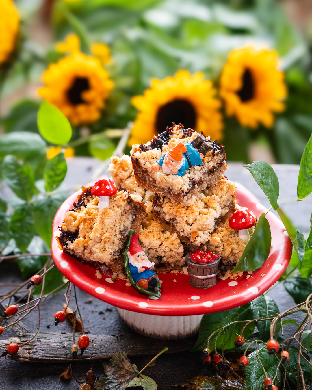 Mehr über den Artikel erfahren Apfelkraut Shortbread Schnitten