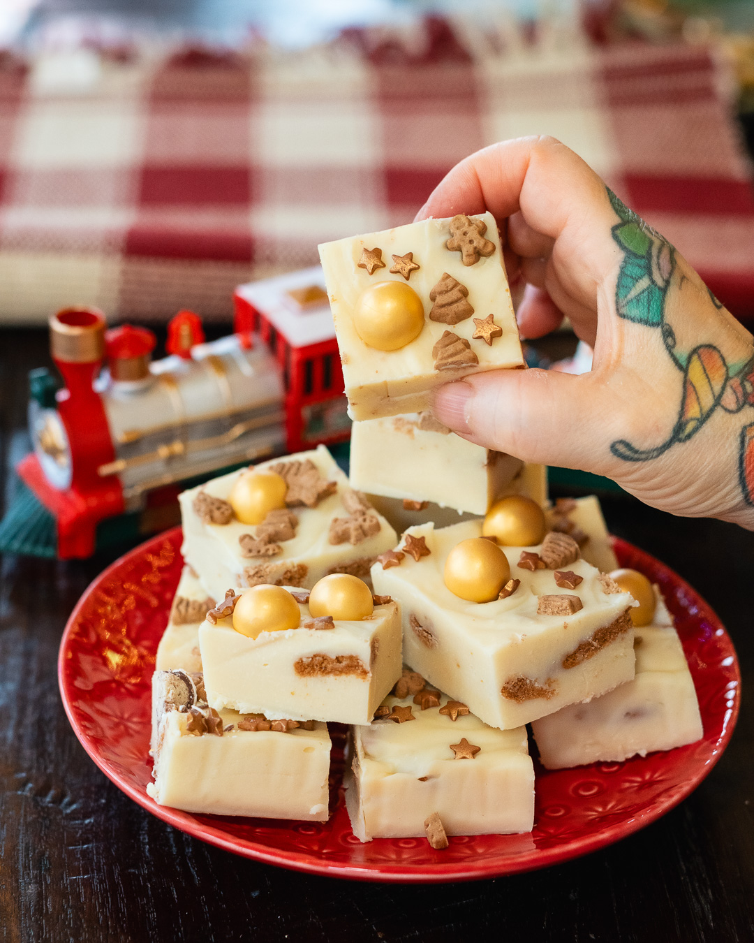 Mehr über den Artikel erfahren Weihnachtliches Spekulatius Fudge