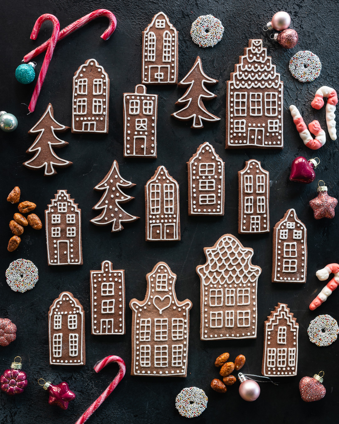 Mehr über den Artikel erfahren Lebkuchenhäuser Gingerbreadkekse