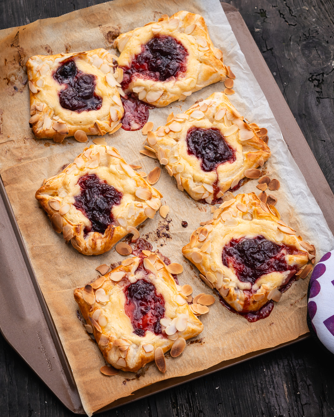 Mehr über den Artikel erfahren Schnelle Blätterteigtaschen