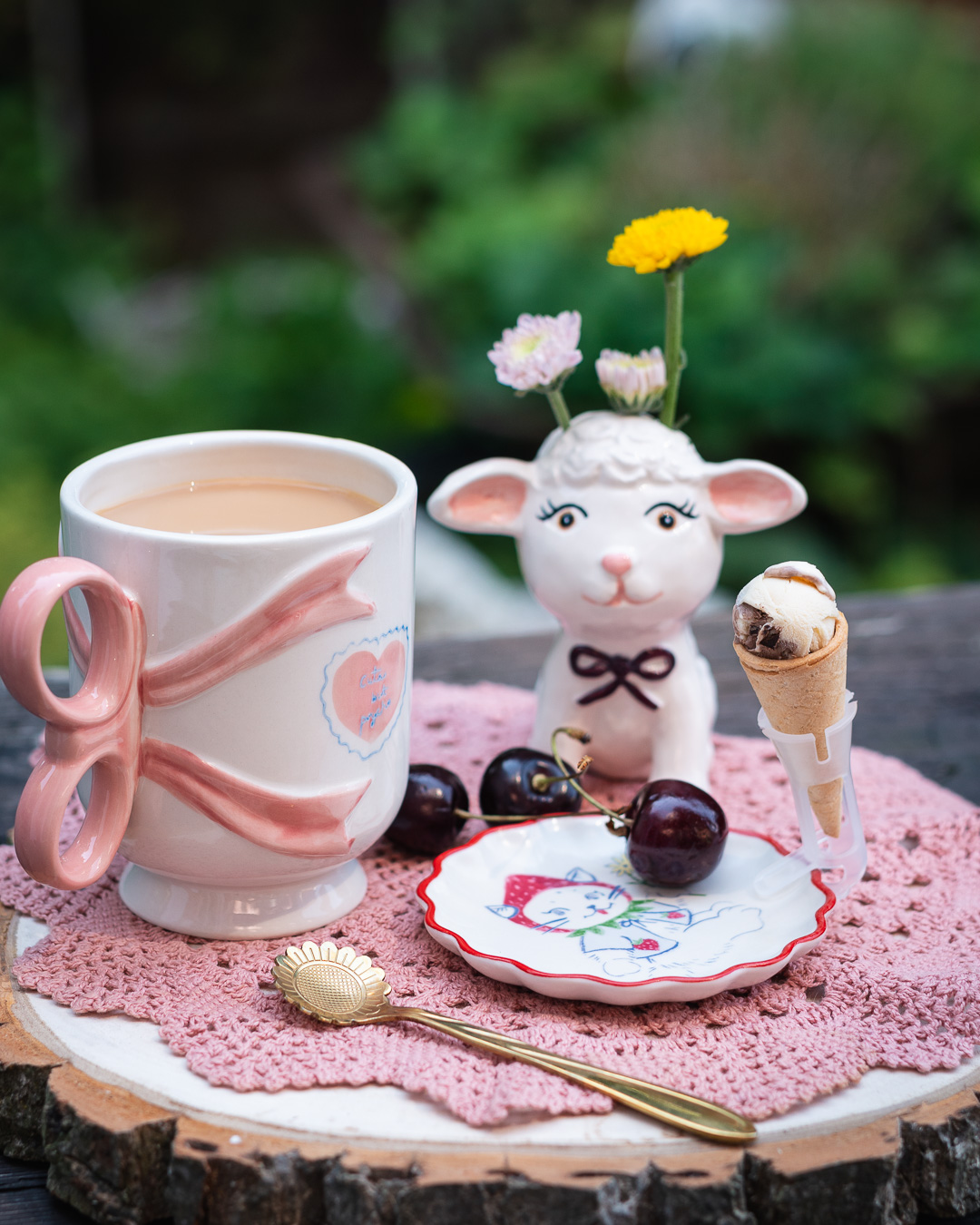 Mehr über den Artikel erfahren Mini Eis Waffeln als Tischdekoration