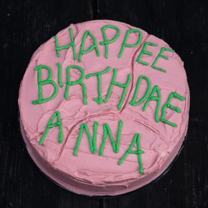 Mehr über den Artikel erfahren Harry Potter Hagrid Geburtstagskuchen