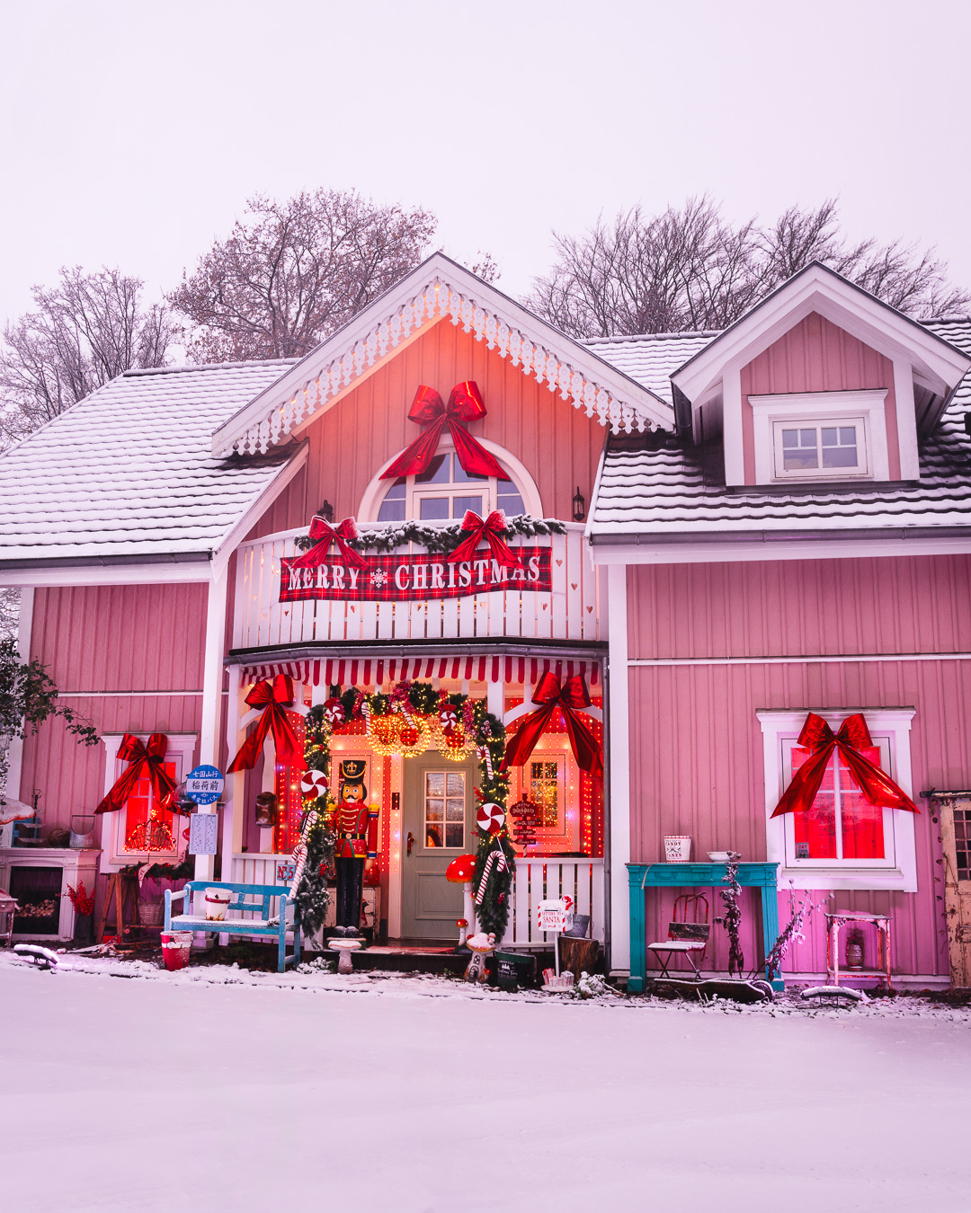 Mehr über den Artikel erfahren Weihnachten Schnee am Rosa Haus