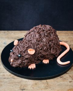 Mehr über den Artikel erfahren Halloween Rattenkuchen