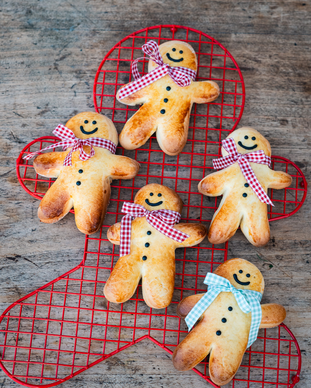 Mehr über den Artikel erfahren Gingerbred Men / Hefe Lebkuchenmänner