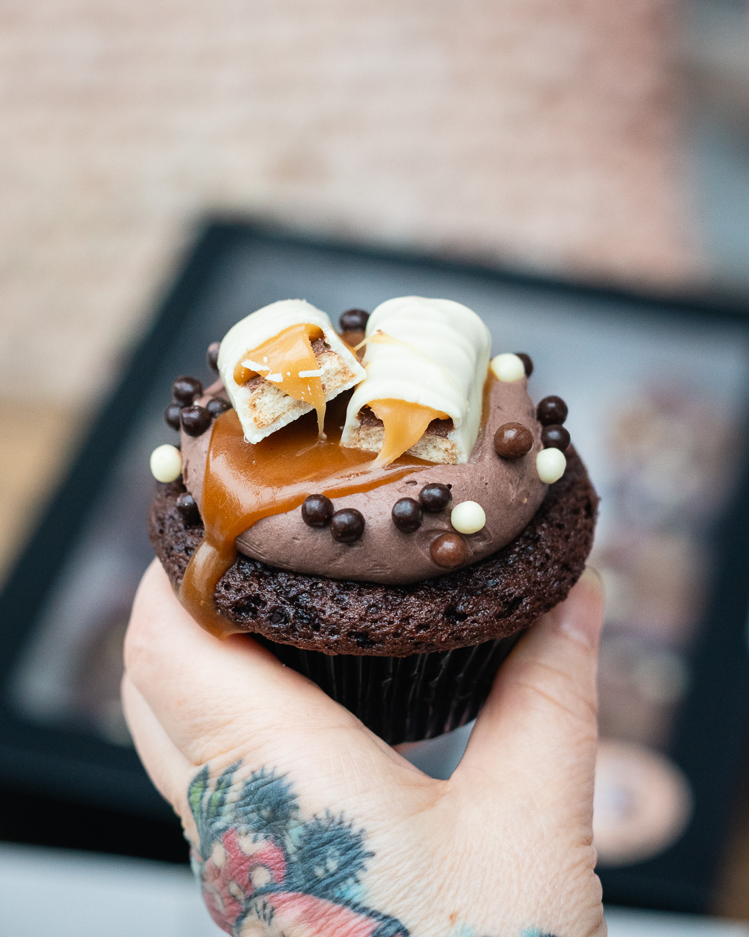 Mehr über den Artikel erfahren Twix Karamell Schokomuffins