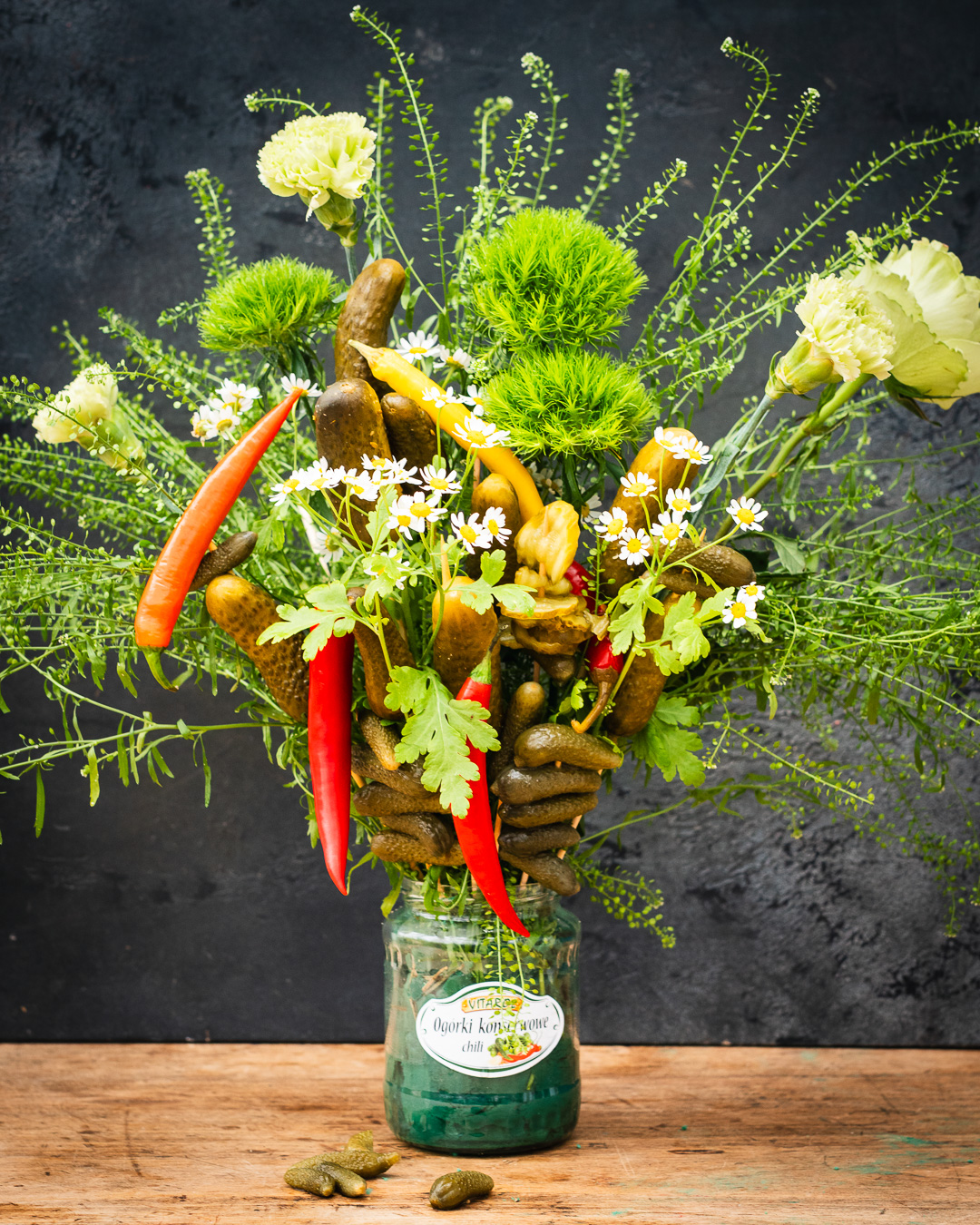 Mehr über den Artikel erfahren Saurer Gurkenstrauß