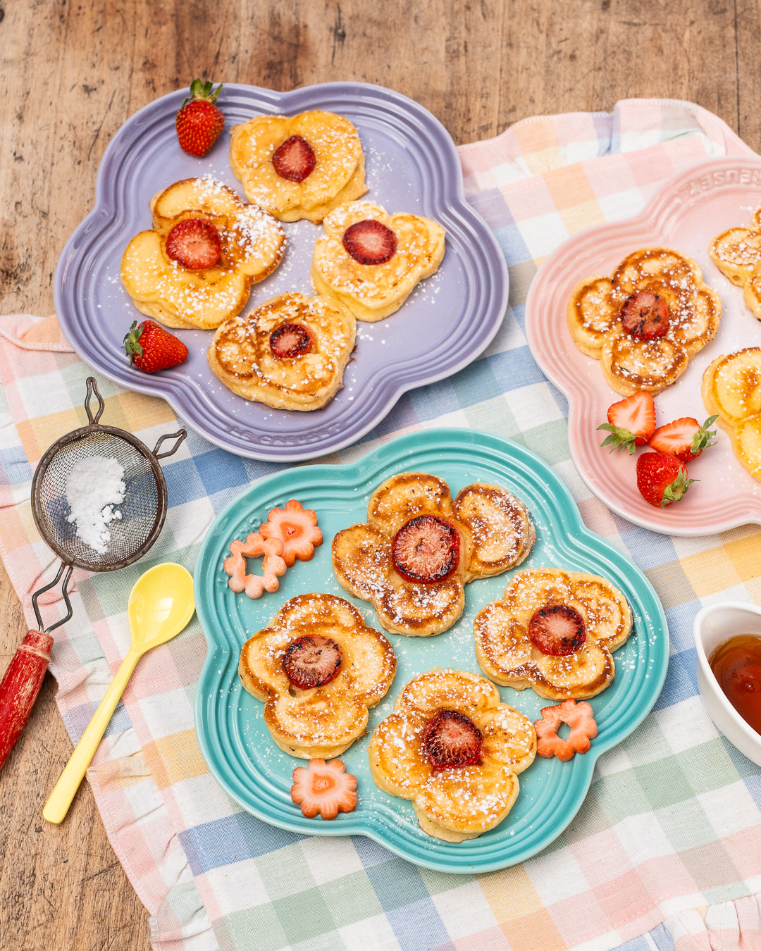 Mehr über den Artikel erfahren Erdbeer Pancakes