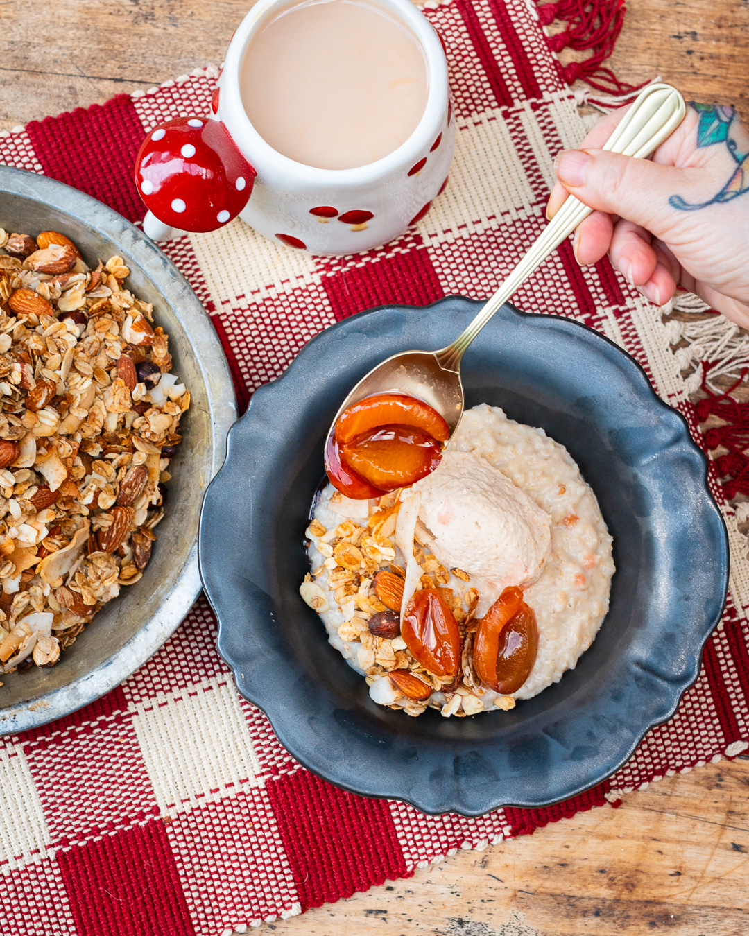 Mehr über den Artikel erfahren Wärmendes Porridge zum Frühstück